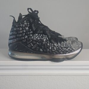 Nike Lebron Black and Gray Sneakers